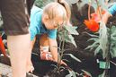 Ako deti zapojiť do záhradných aktivít?